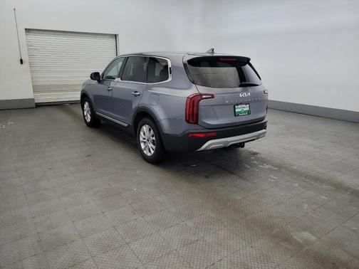 Everlasting Silver 2022 Kia Telluride LX