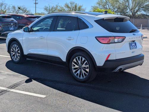 2020 Ford Escape Titanium