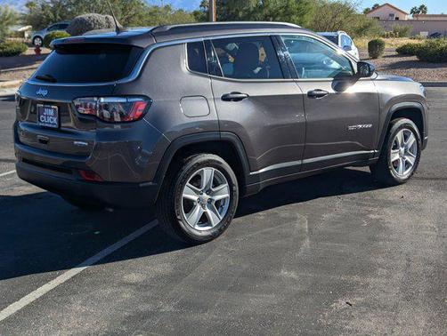 2022 Jeep Compass Latitude