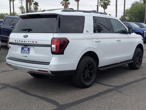 Oxford White 2023 Ford Expedition Timberline