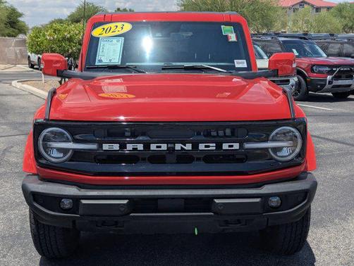 2023 Ford Bronco Outer Banks
