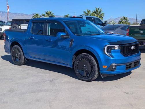 2025 Ford Maverick Lobo