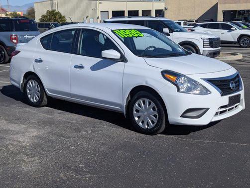 2016 Nissan Versa 1.6 SV