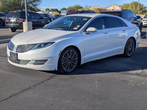 2016 Lincoln MKZ Base