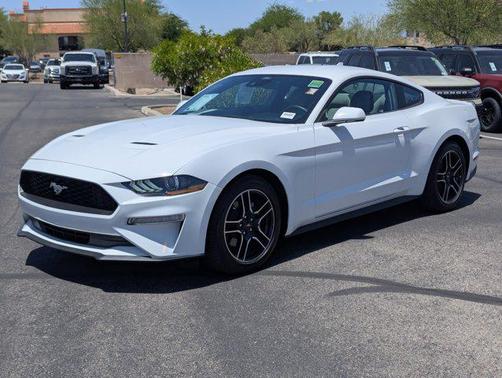 2022 Ford Mustang EcoBoost