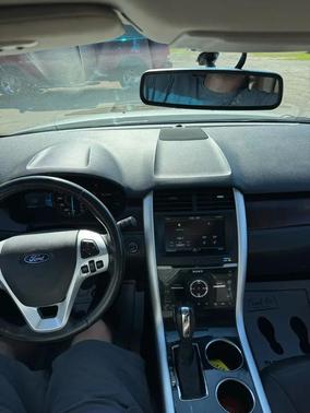 Ingot Silver Metallic 2013 Ford Edge Limited