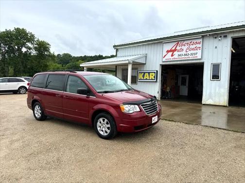 2010 Chrysler Town & Country New LX