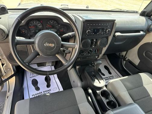 Silver 2007 Jeep Wrangler Unlimited X