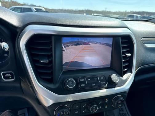 2017 GMC Acadia SLT-1