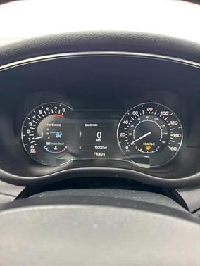White Platinum Metallic Tri-Coat 2017 Lincoln MKC Select
