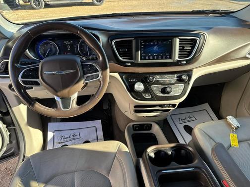 2018 Chrysler Pacifica Touring-L