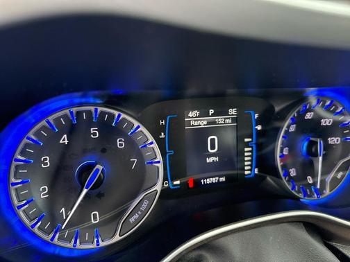 2017 Chrysler Pacifica Touring-L