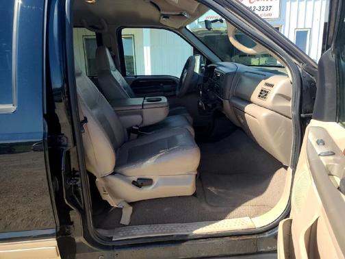 Photo 4 of 17 of 2001 Ford F-250 Lariat