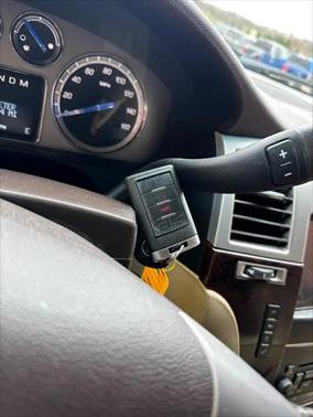 2011 Cadillac Escalade Luxury