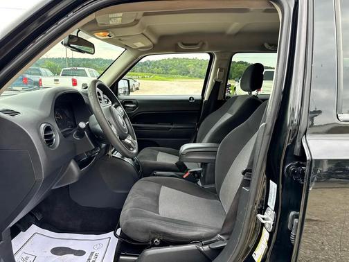 2017 Jeep Patriot Sport