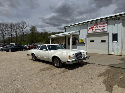 White 1978 Ford Thunderbird Base