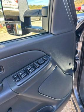 2006 Chevrolet Silverado 2500 LT H/D Crew Cab