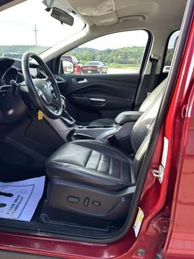 Burgundy 2014 Ford Escape SE