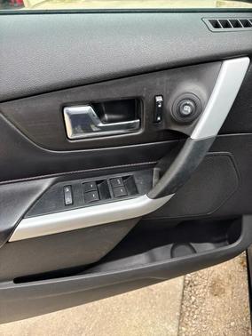 Black 2011 Ford Edge SEL