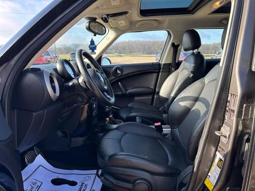 2012 MINI Cooper S Countryman Base