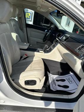 2011 Lincoln MKS Base