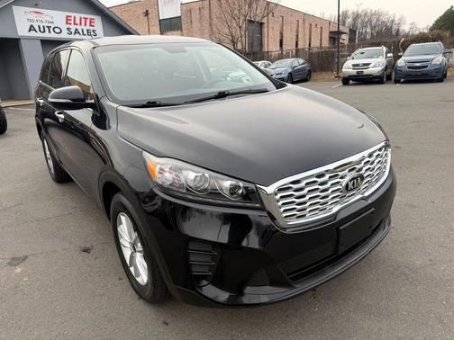 2019 Kia Sorento LX