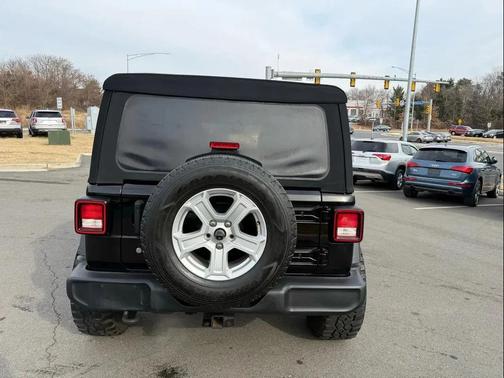 2018 Jeep Wrangler Unlimited Sport