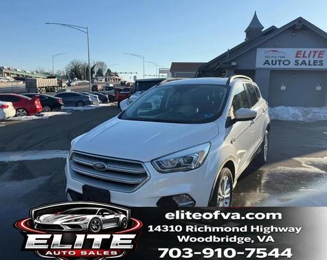 White 2018 Ford Escape SEL
