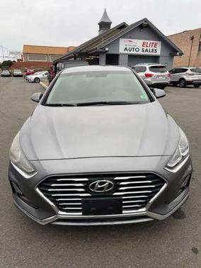 2018 Hyundai SONATA SE