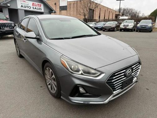 2018 Hyundai SONATA SE