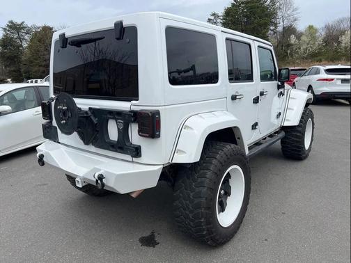 2016 Jeep Wrangler Unlimited Sahara