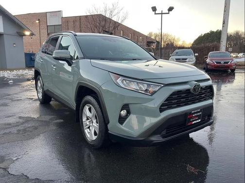 2019 Toyota RAV4 XLE