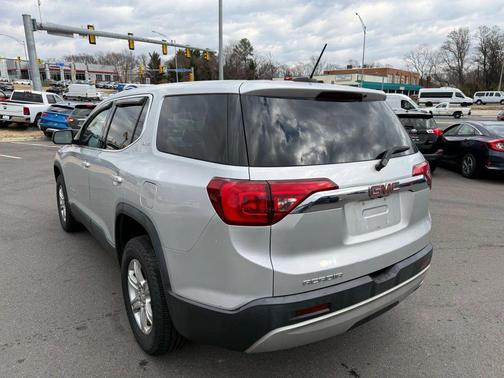 2018 GMC Acadia SLE-1