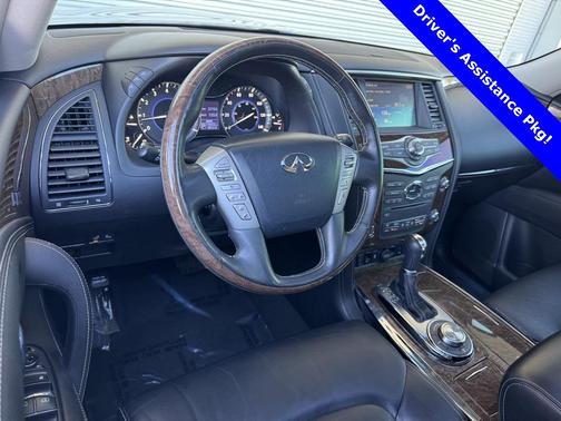 2017 INFINITI QX80 Base
