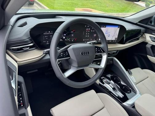 2025 Audi Q5 Premium Plus