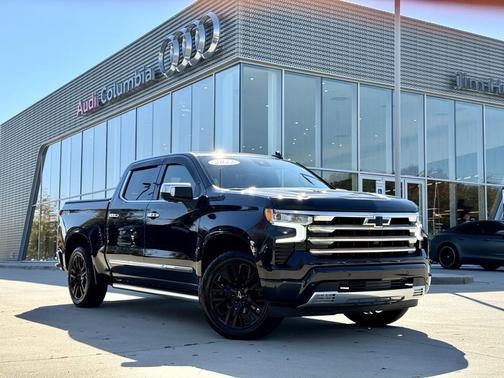 2022 Chevrolet Silverado 1500 High Country