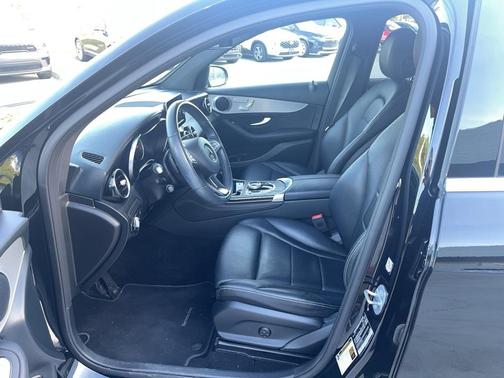 2019 Mercedes-Benz GLC 300 Base