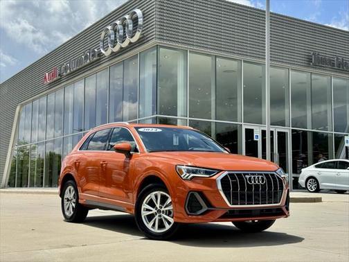 2024 Audi Q3 Premium 45 TFSI S line quattro Tiptronic