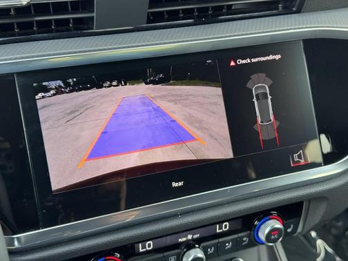 2024 Audi Q3 Premium 45 TFSI S line quattro Tiptronic