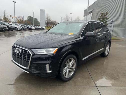 2021 Audi Q7 45 Premium Plus