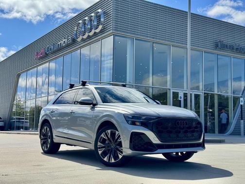 2025 Audi Q8 55 Premium Plus