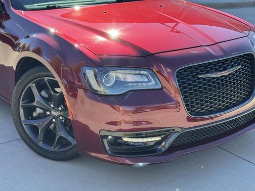 2021 Chrysler 300 S