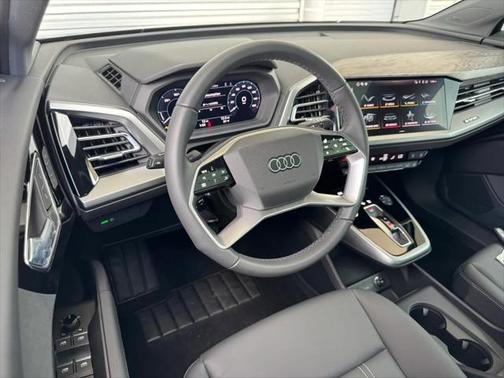 2025 Audi Q4 e-tron Premium 45 quattro