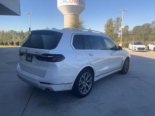 2023 BMW X7 xDrive40i