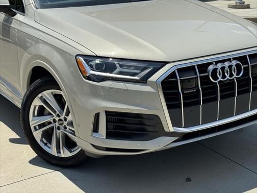 2021 Audi Q7 55 Premium Plus