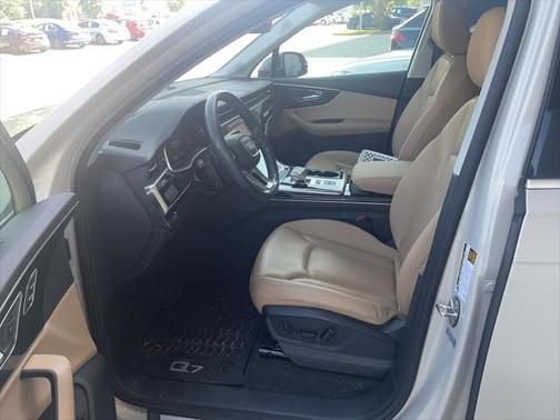 2021 Audi Q7 55 Premium Plus