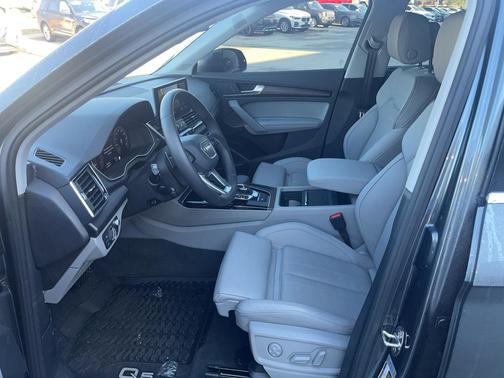 2024 Audi Q5 45 S line Prestige