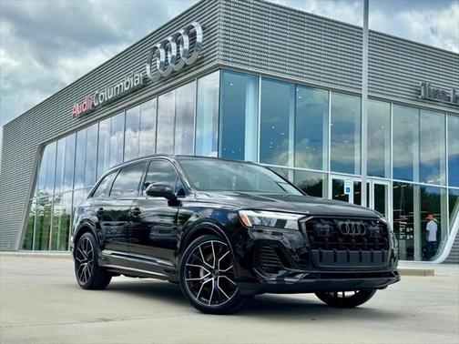 2025 Audi Q7 55 Premium Plus