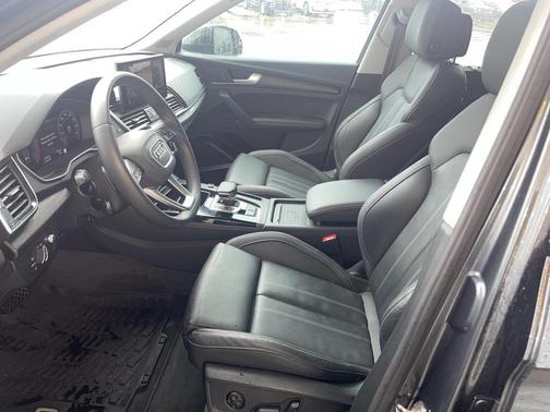 2024 Audi Q5 45 S line Prestige