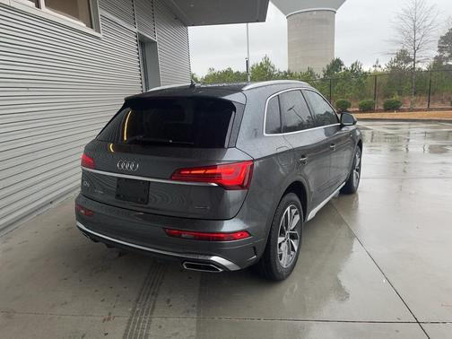 2024 Audi Q5 45 S line Prestige